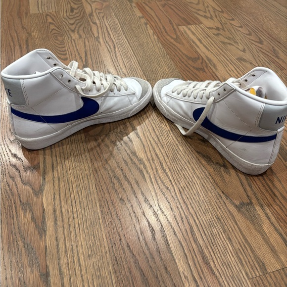 Nike Blazers, Men’s size 8 - Picture 5 of 6